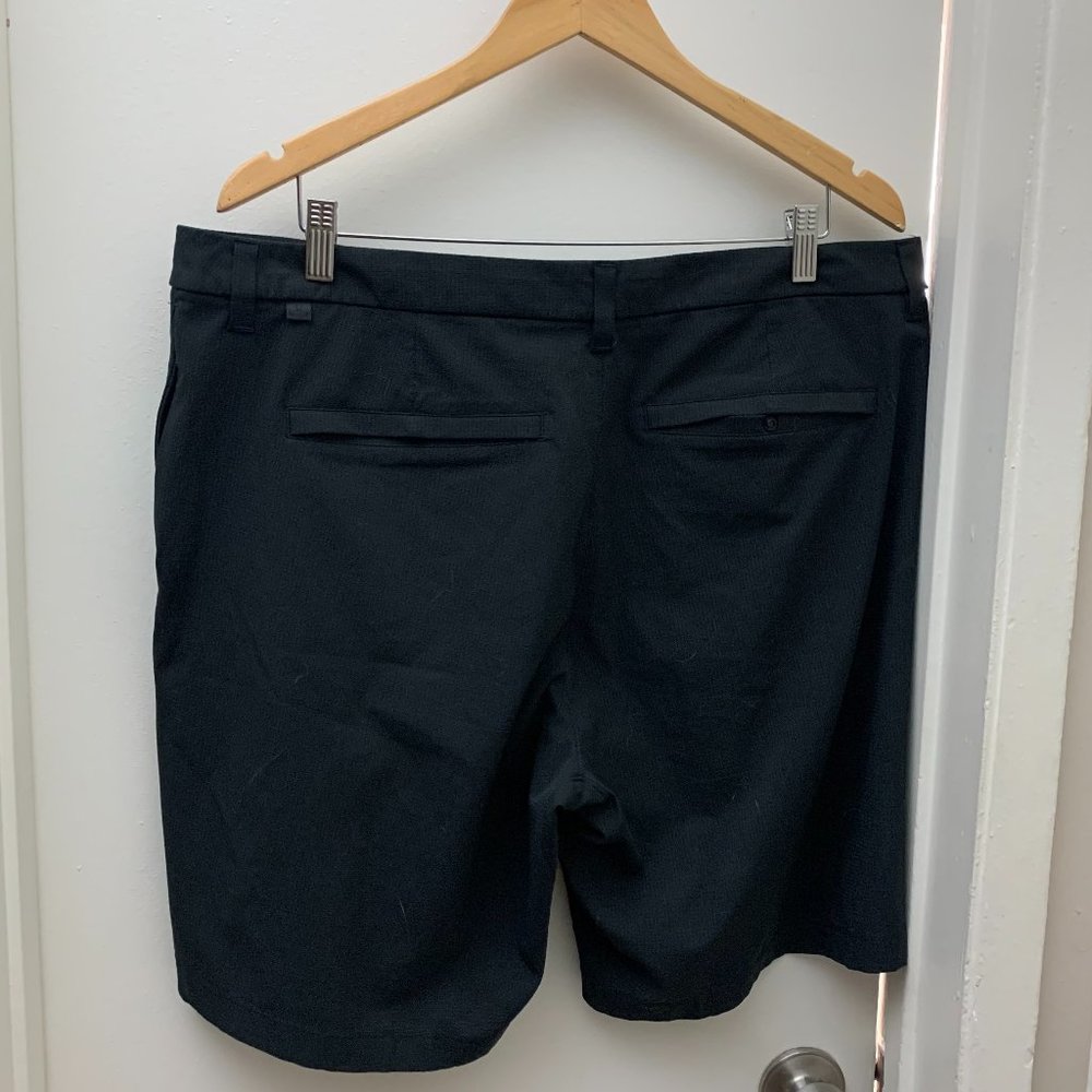 Lululemon Commission Classic-Fit Short